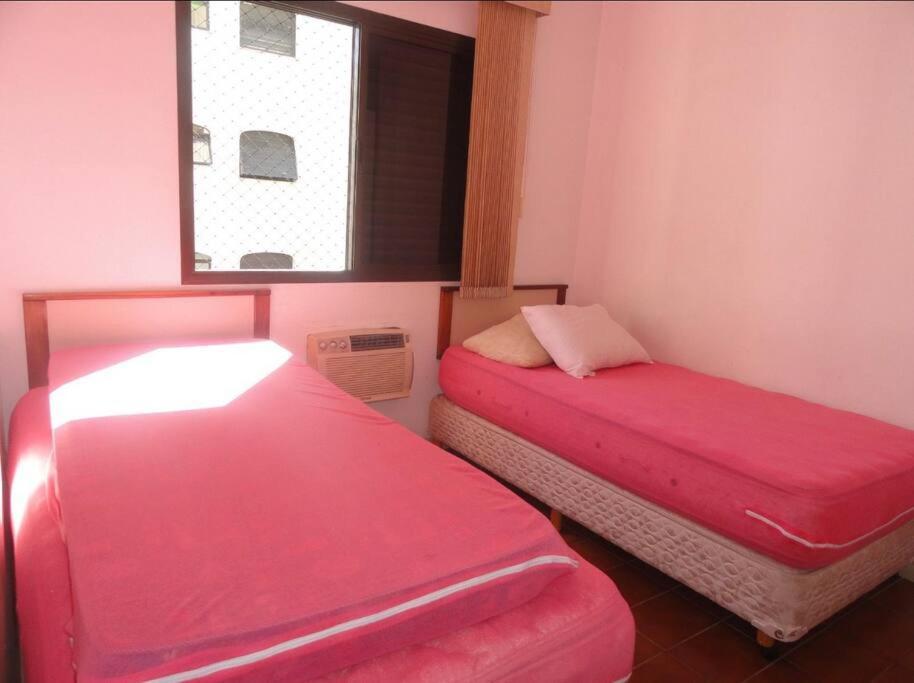 瓜鲁雅Pitangueiras Com Cadeira E Guarda-Sol Exclusivo, Limpeza Diaria, Piscina Climatizada E Wi-Fi公寓 外观 照片